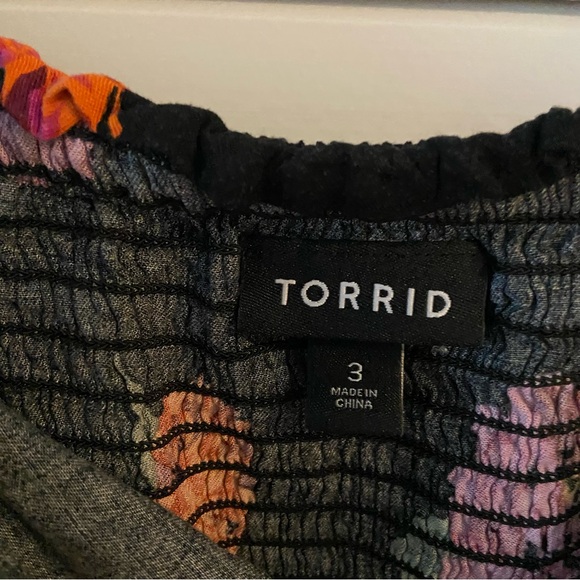 Torrid Pantsuit Romper Off the Shoulder Black Floral Bohemian Summer Size 3 - Picture 8 of 8